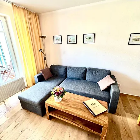 Haus Strandeck Meeresrauschen 10 Goehren (Ruegen)